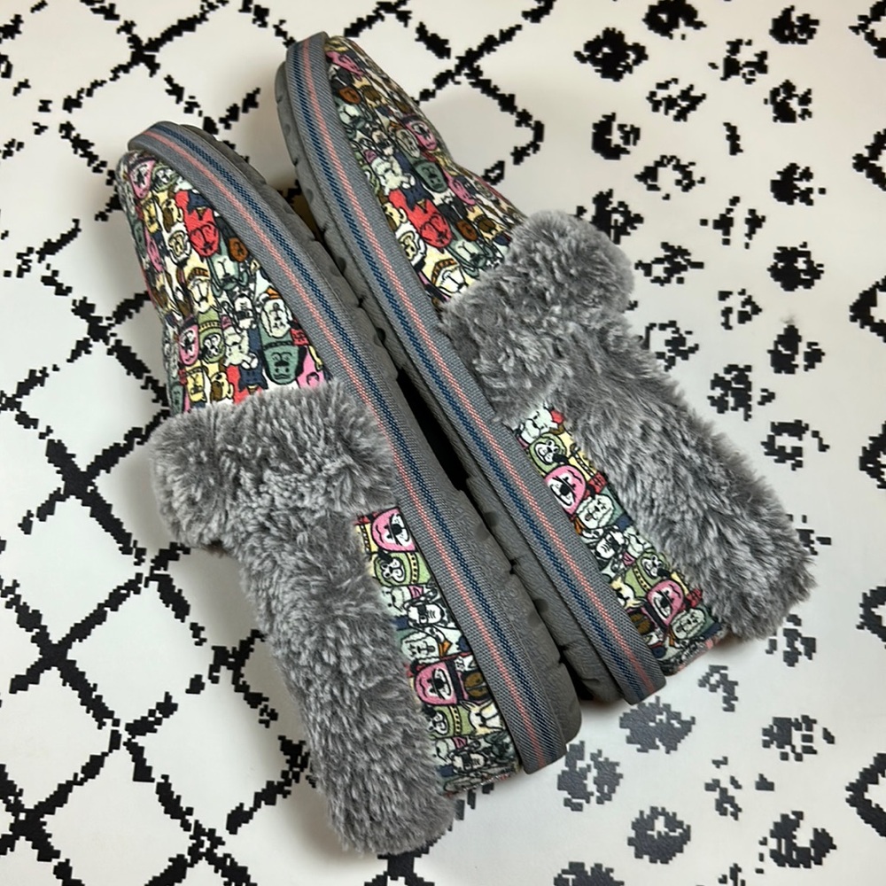 SKECHERS BOBS Too Cozy - Snuggle Rovers Women’s Slippers - US Size 8 - GUC - Picture 5 of 11